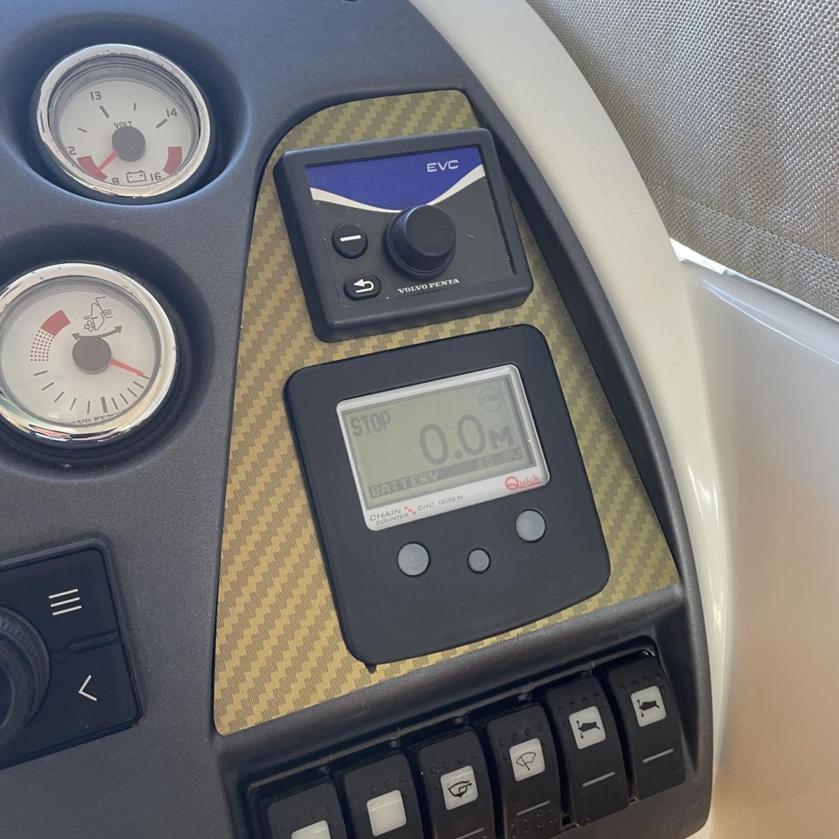 Instrument ploče i razni paneli - Prem nautica